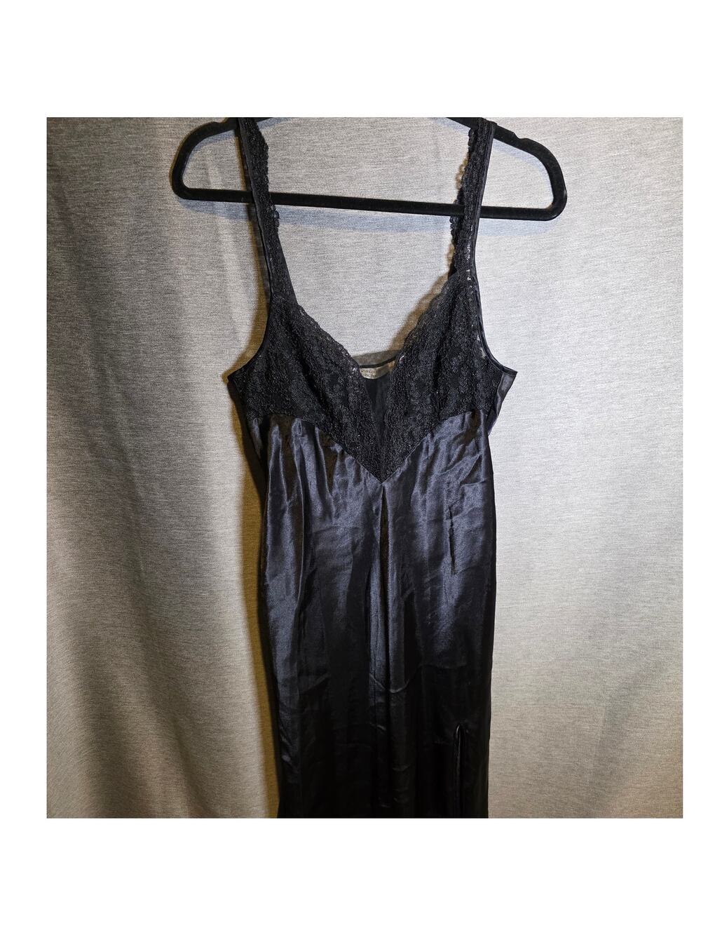 VTG 90s Victorias Secret Black Lace Satin Slip Dress Nightgown Bridal Romantic